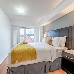 downtown-townhomes.niagara-fallshotels.com/